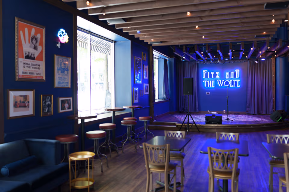 Queen Bee and the Honeylovers | The Palm Room