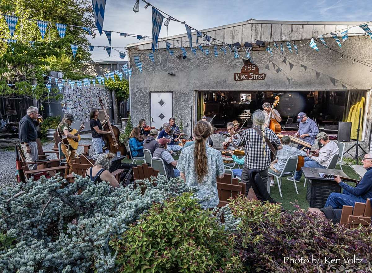 Old Time Mountain Music Acoustic Jam – Free Event