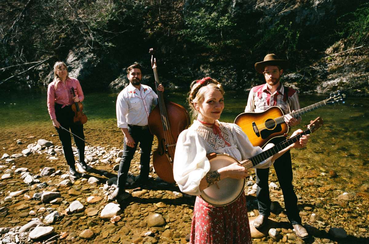 Sparrow Smith and the Resonant Rogues