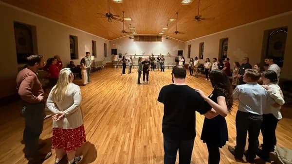Learn to Swing Dance + 2 Hours of Social Dancing