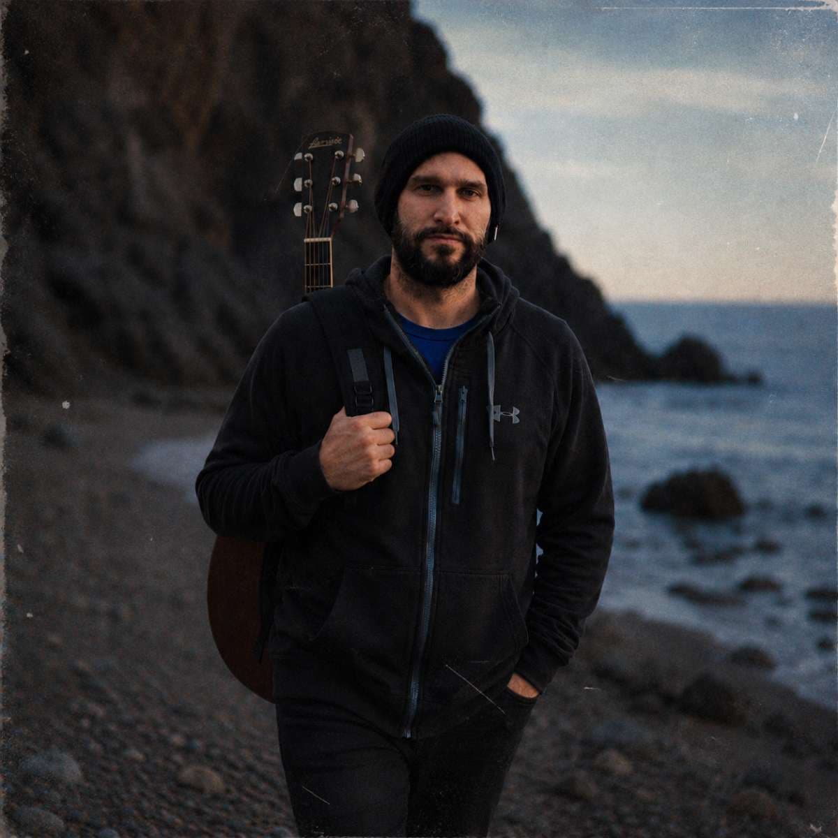 Patio Show: Aaron Molhoo