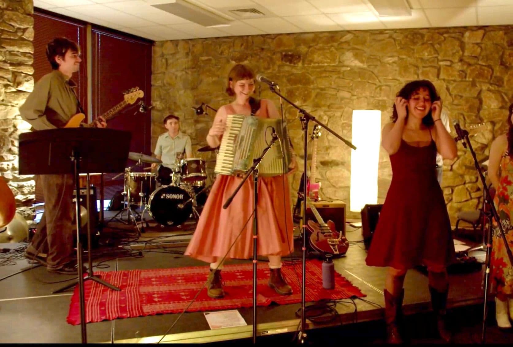 McAwesome / Avalon / Blithe / Hook of Moon