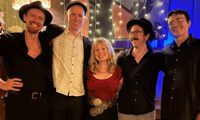 Queen Bee and the Honeylovers