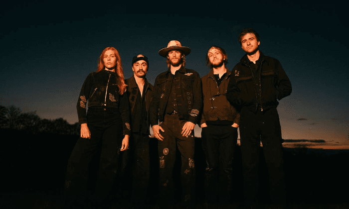 HAPPY LANDING w/ The Band Solstice