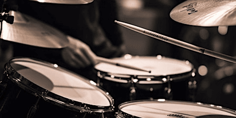 Banda 828 FT DJ Turo