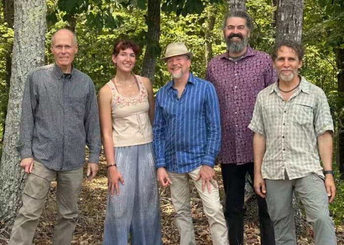 Seán Johnson & The Wild Lotus Band in Concert