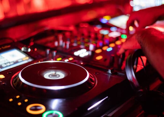 DJ Night with DJ Aoli