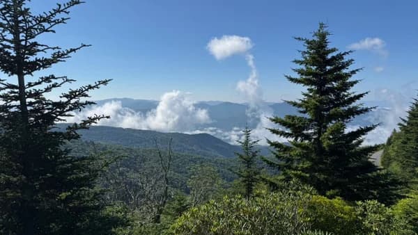 SOCO Gap to Waterrock Knob - 9 Miles, 2K Ft EG
