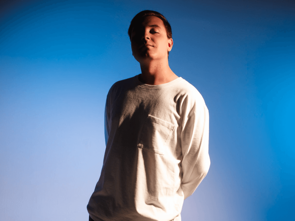 Live Music: Noah Gray