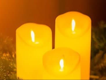 Candlelight: Christmas Carols on Strings