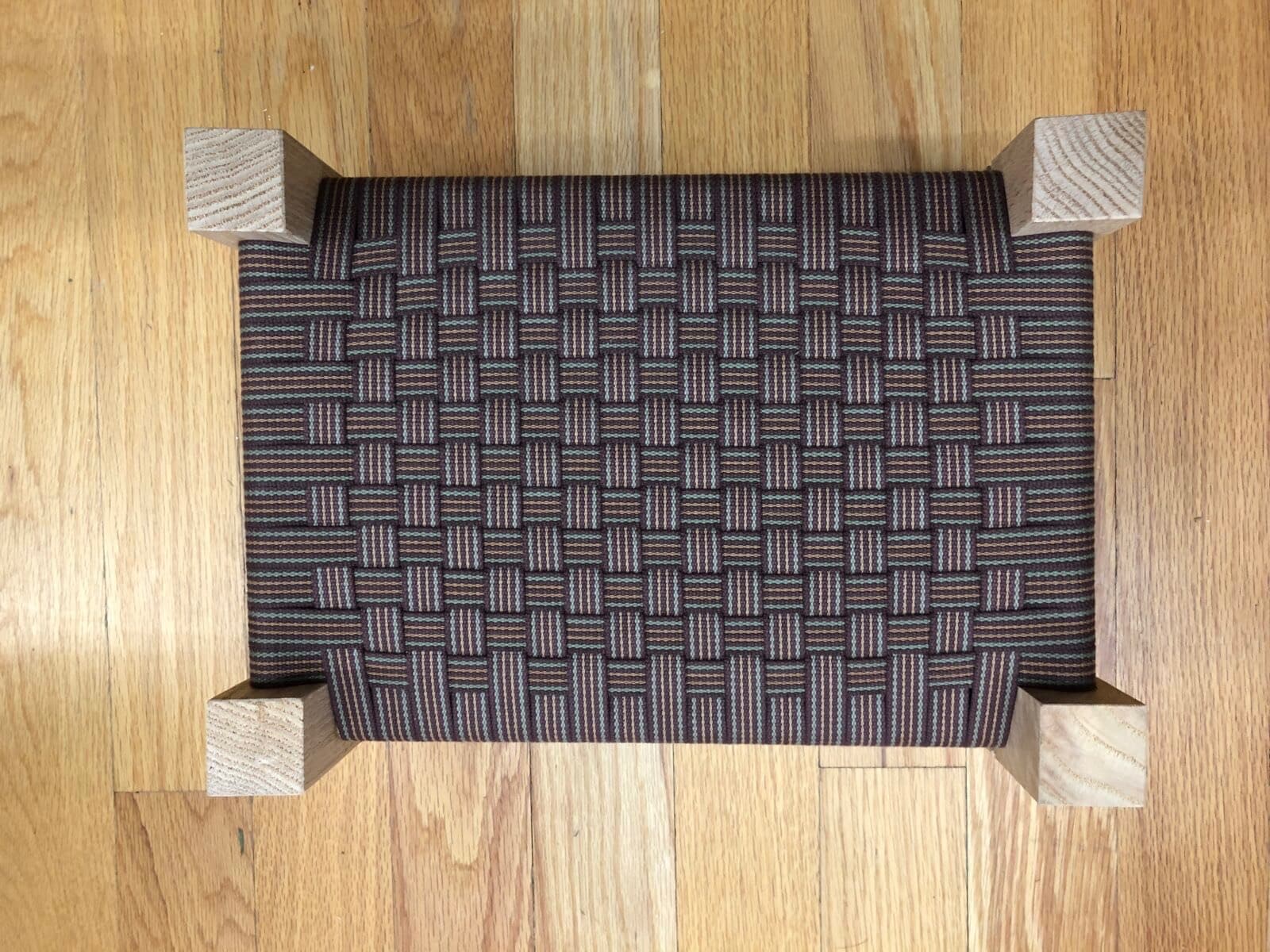 Shaker Tape Footstool Class – Sliding Scale