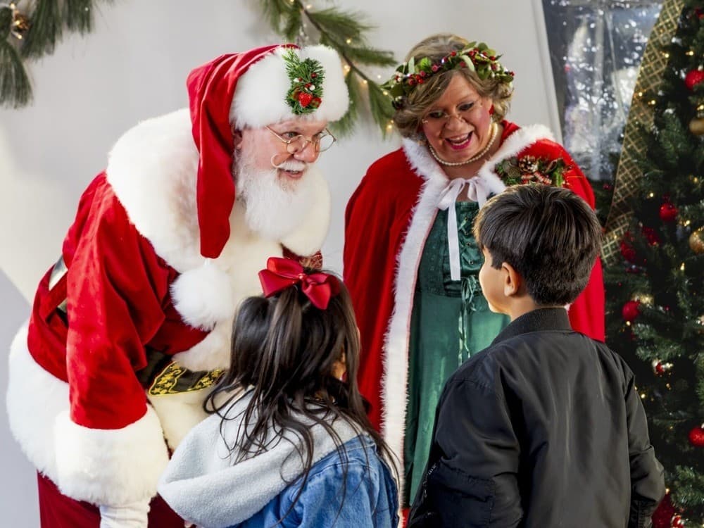 Santa in the Square & Holiday Market