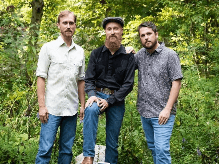 Live Music at Ginger's Revenge | Scenic Radio